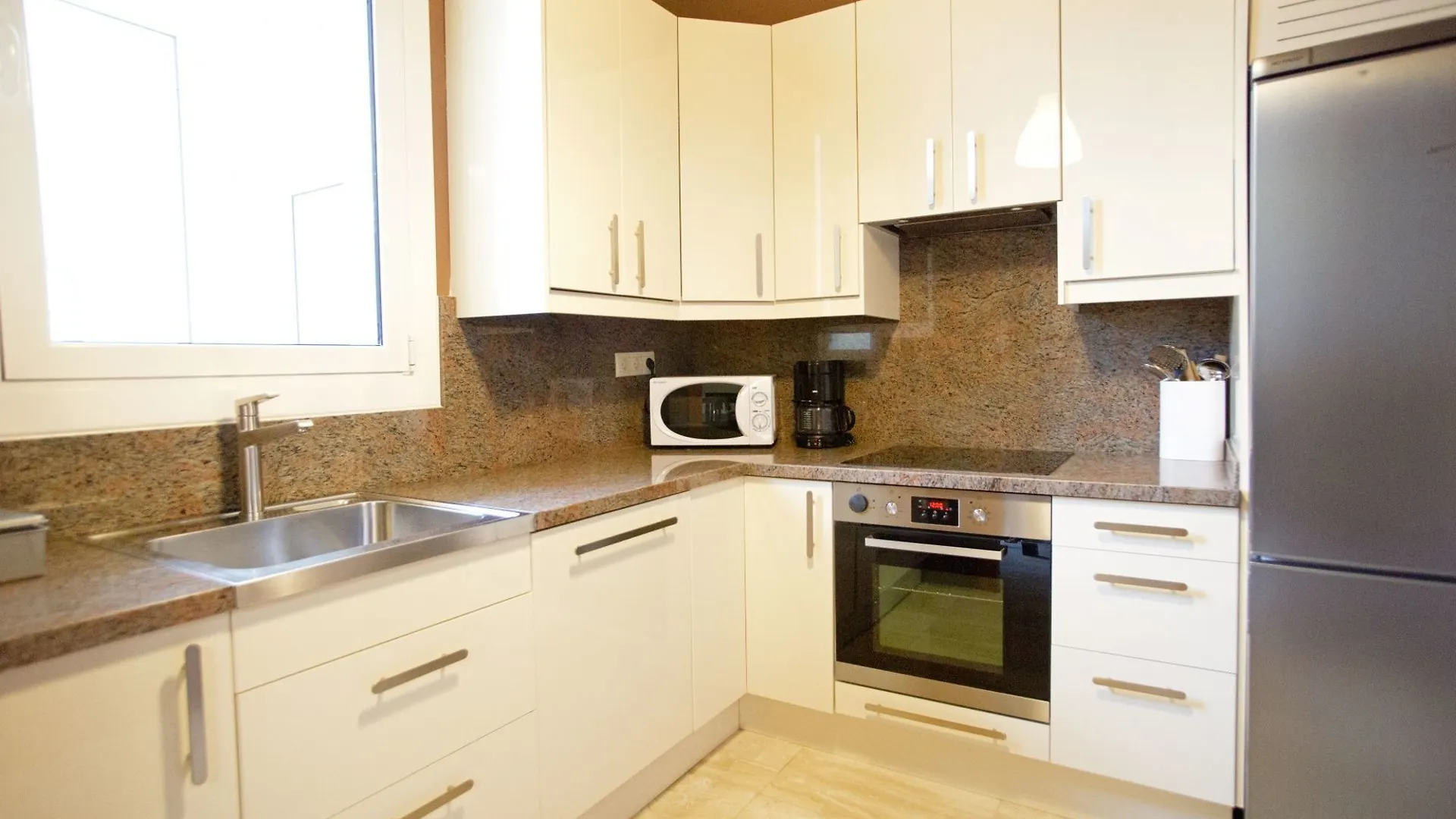 Bbarcelona Ramblas Apartment 0*, ברצלונה ספרד